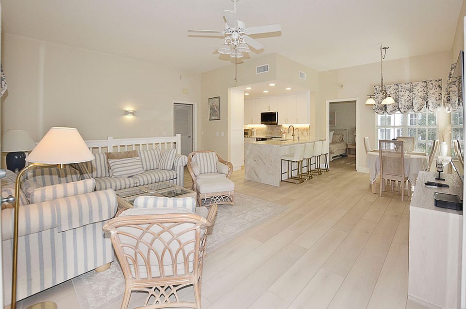 Living / Kitchen