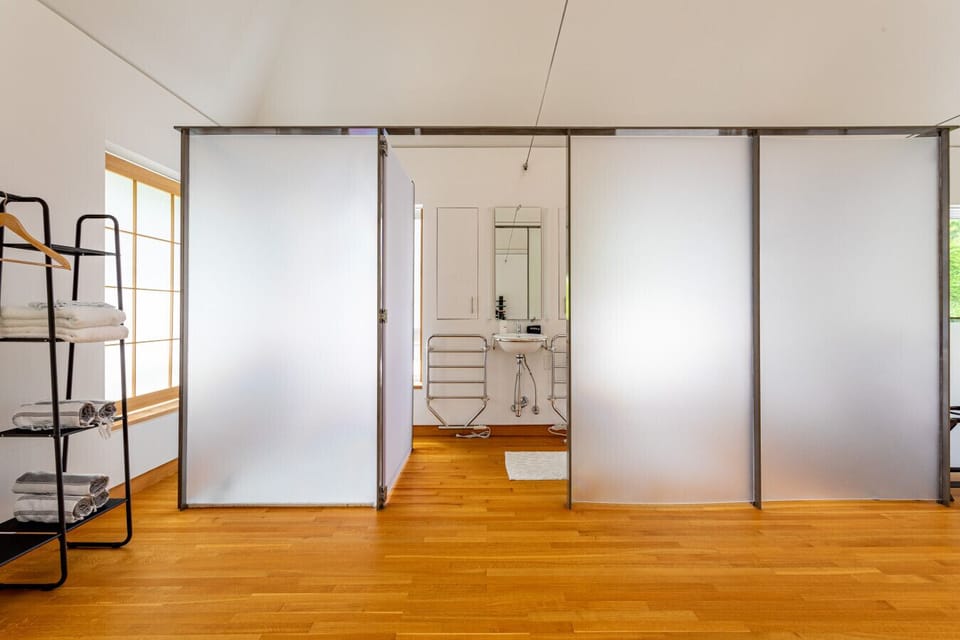 Beautiful ensuite with translucent walls