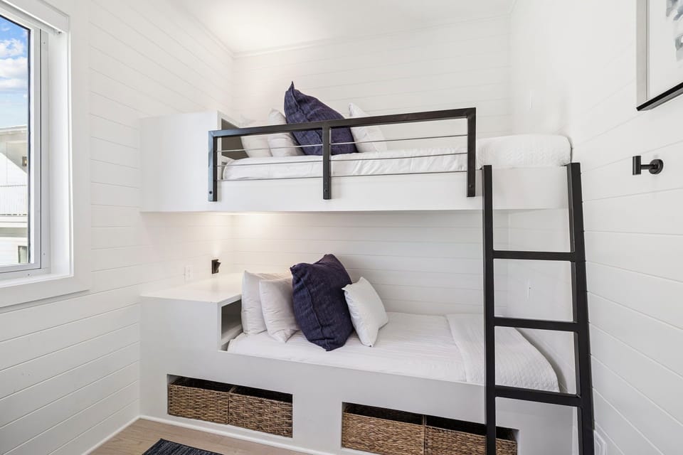 Array_28WParkPlAve-60