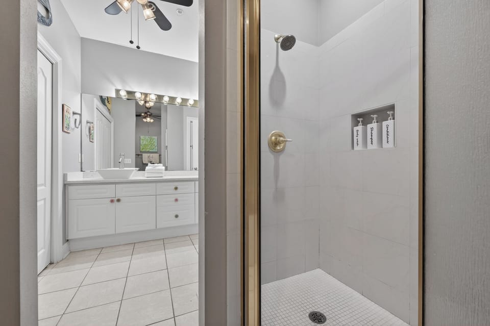 Stand up shower in master bathroom