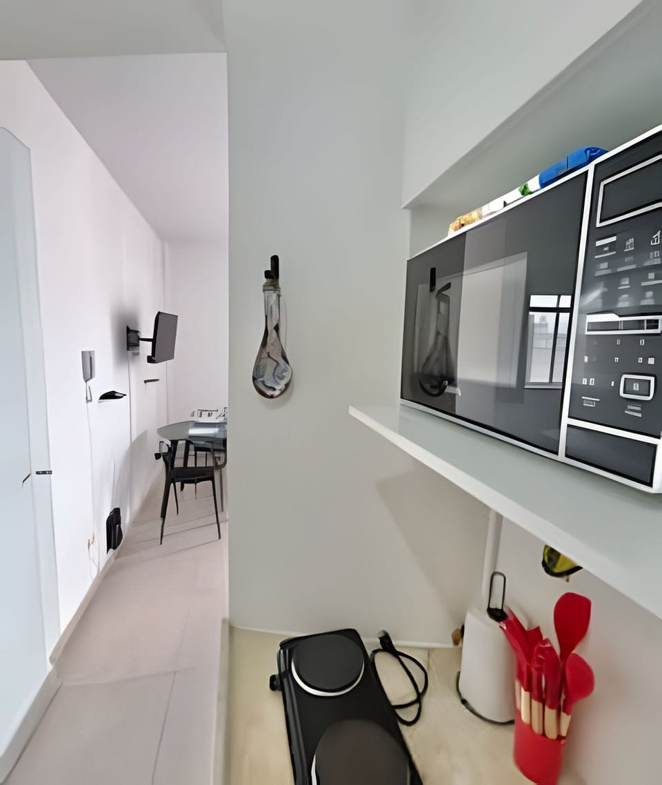 Basic Apartment | Television