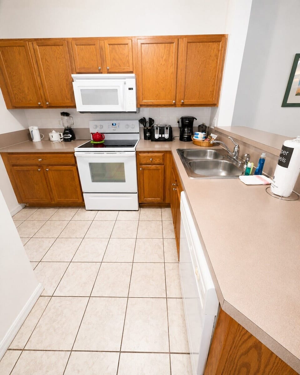 1075 kitchen