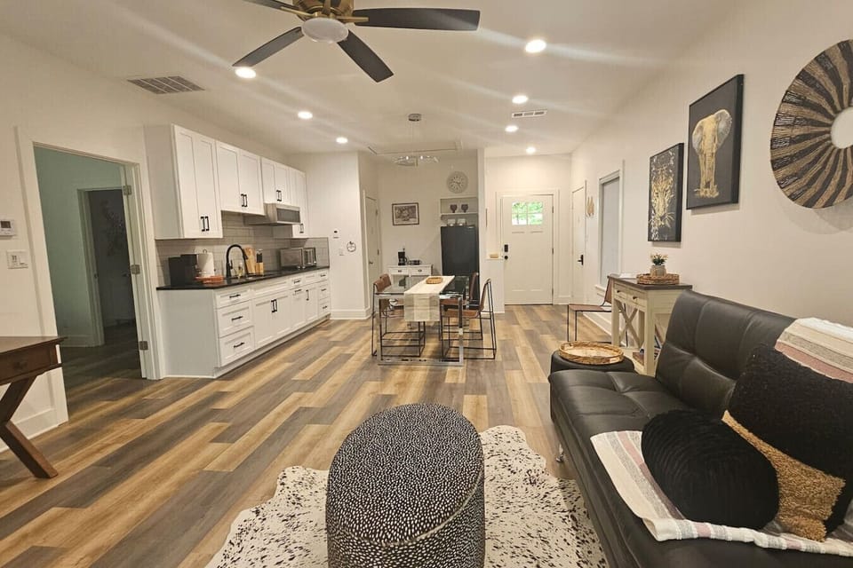 Open Spacious floorplan.