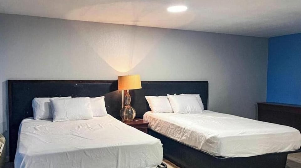 Room, 2 Queen Beds, Smoking (Refrigerator & Microwave) | WiFi (free), bed sheets