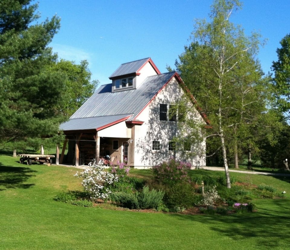 View from outside - the stand alone apartment is the entire second floor.  