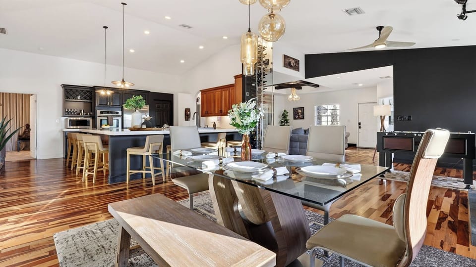 House (4 Bedrooms) | Interior