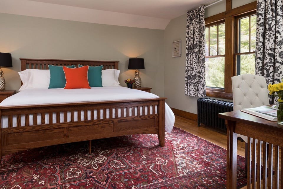 Double Room, 1 King Bed | Free WiFi