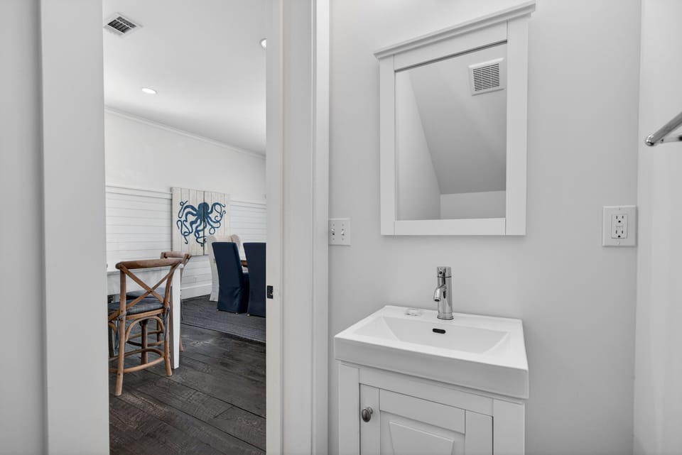 White Dunes - Seagrove Beach - Bathroom