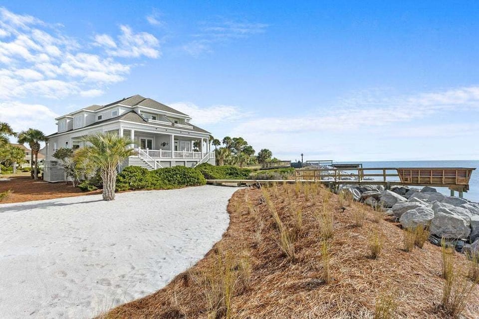 Back view of the property from the ocean side