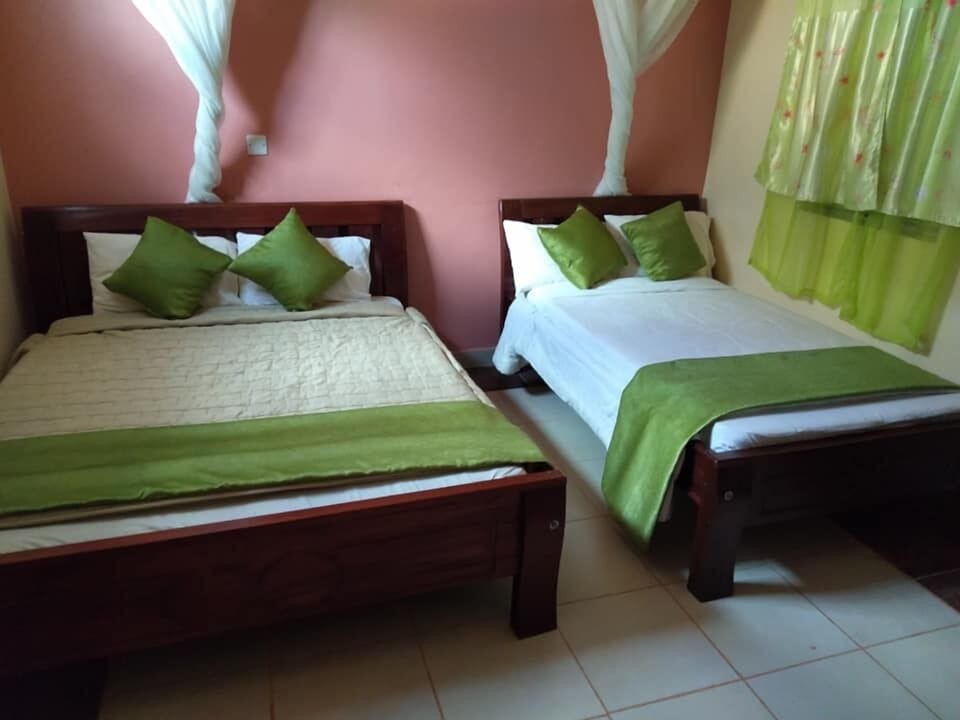 Standard Twin Room | Free WiFi, bed sheets