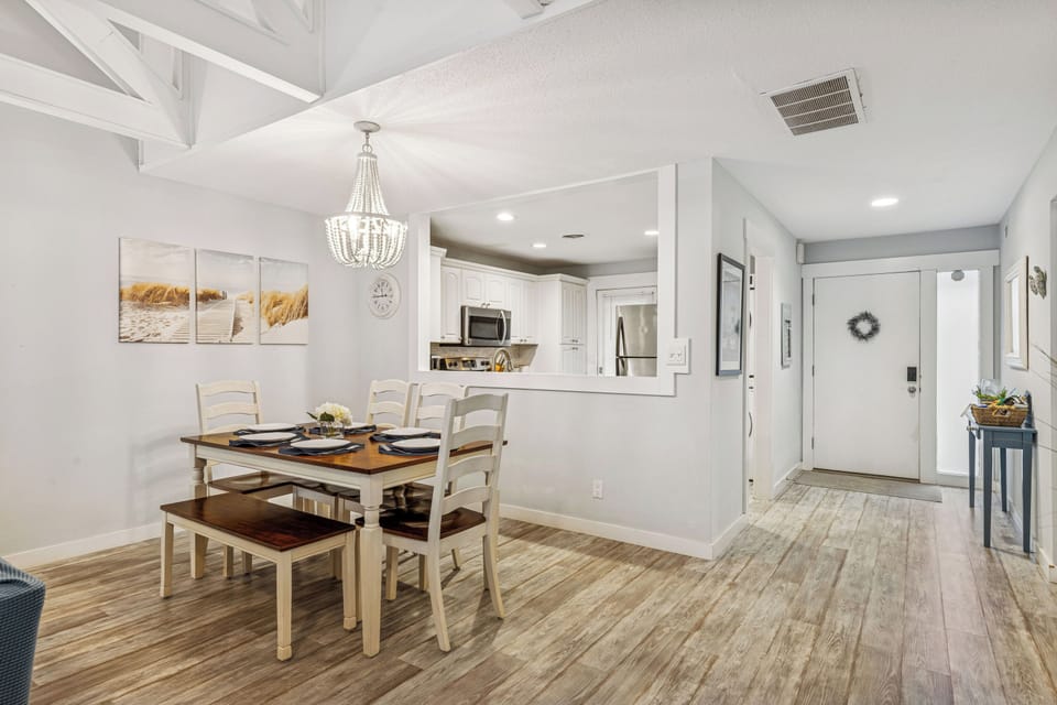 The perfect spot for a family dinner!