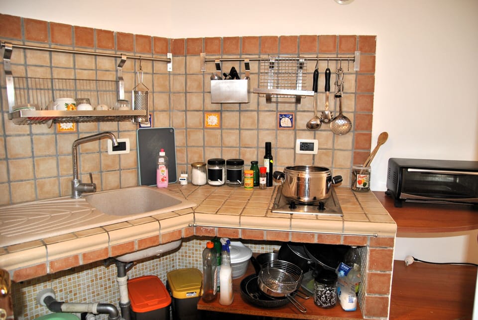 Kitchen or kitchenette