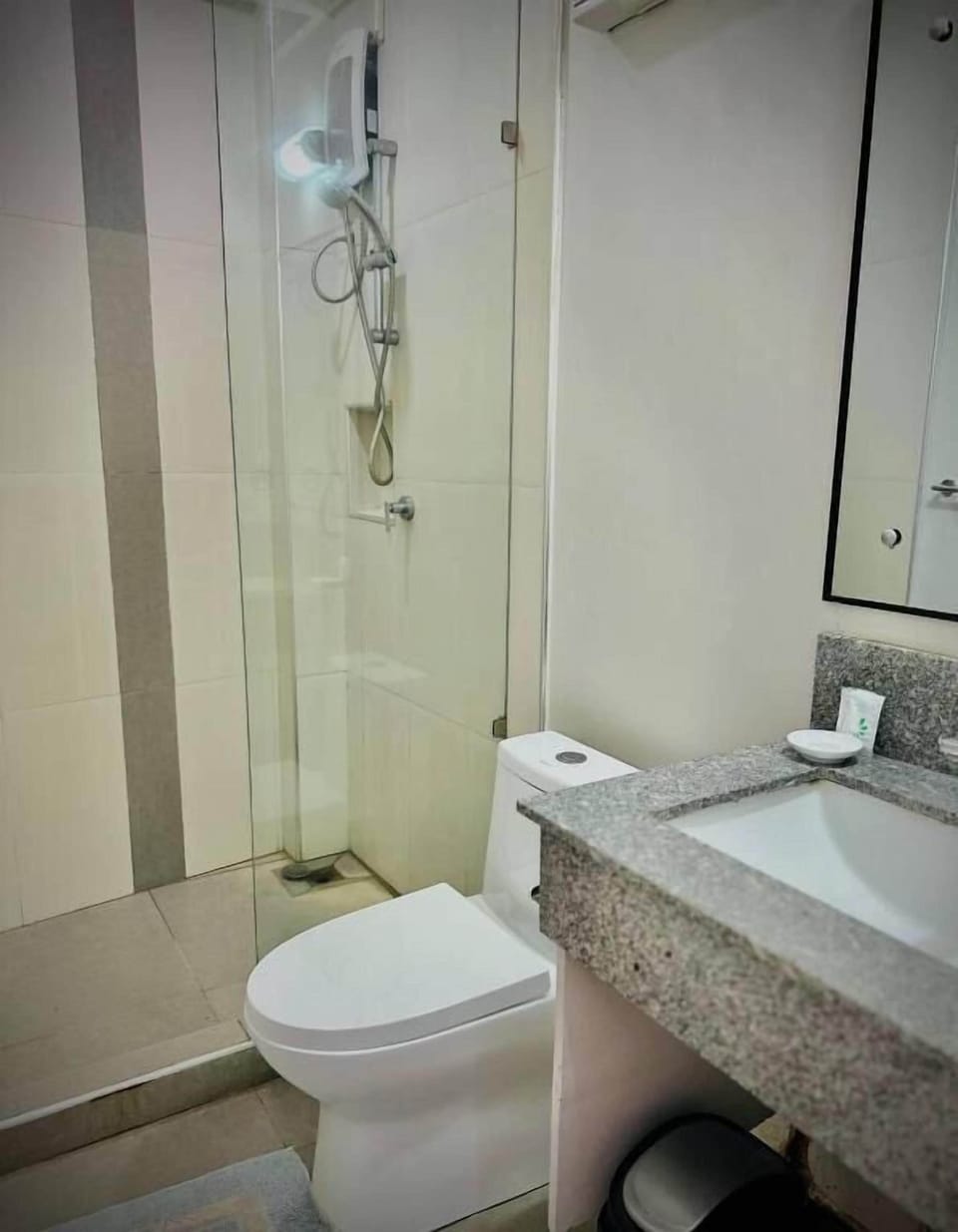 Deluxe Quadruple Room, Balcony | Bathroom