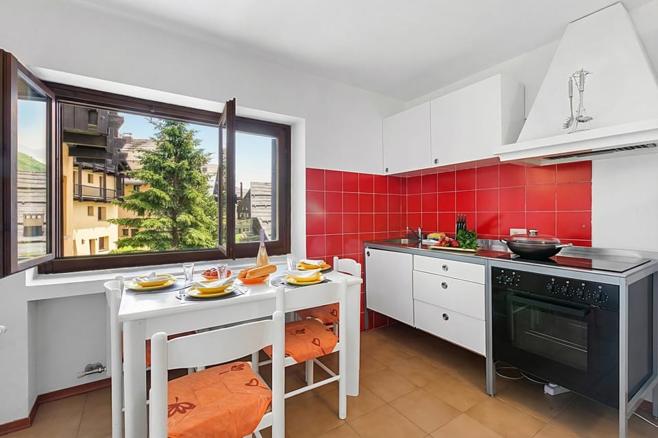 Kitchen and dining area