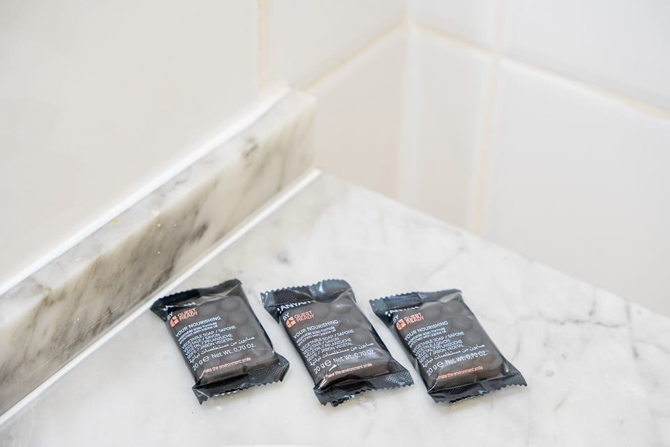 Bathroom amenities