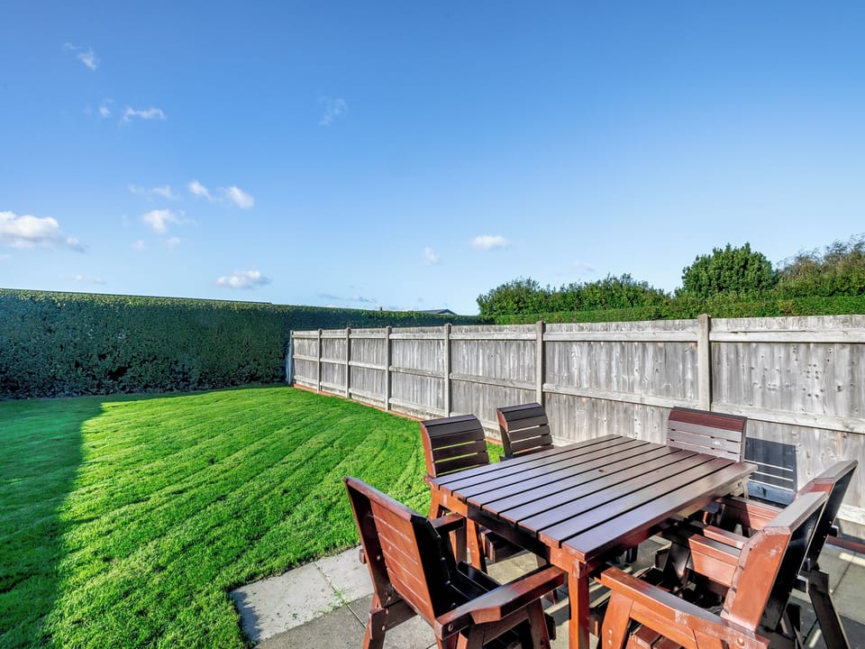 Garden | Lavender Cottage, Sea Palling