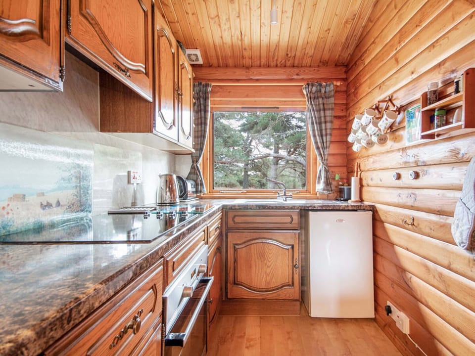 Kitchen | Lochside Log Cabin, Brora