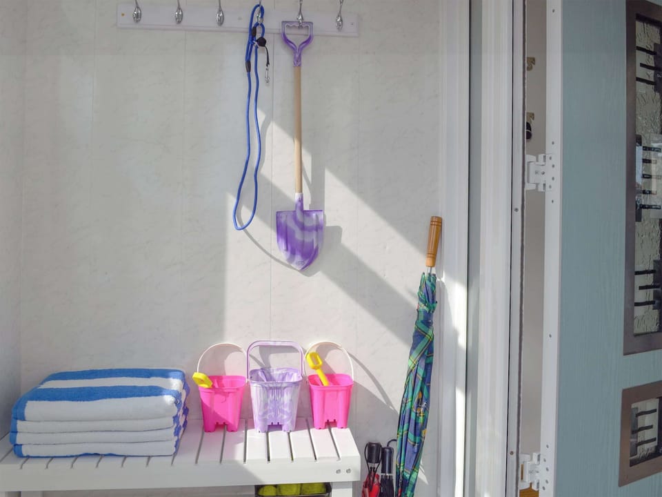 Hallway | Dylmor, Benllech 