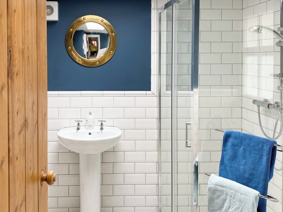 Shower room | Abbeymill Farm Cottage, Haddington, near Edinburgh