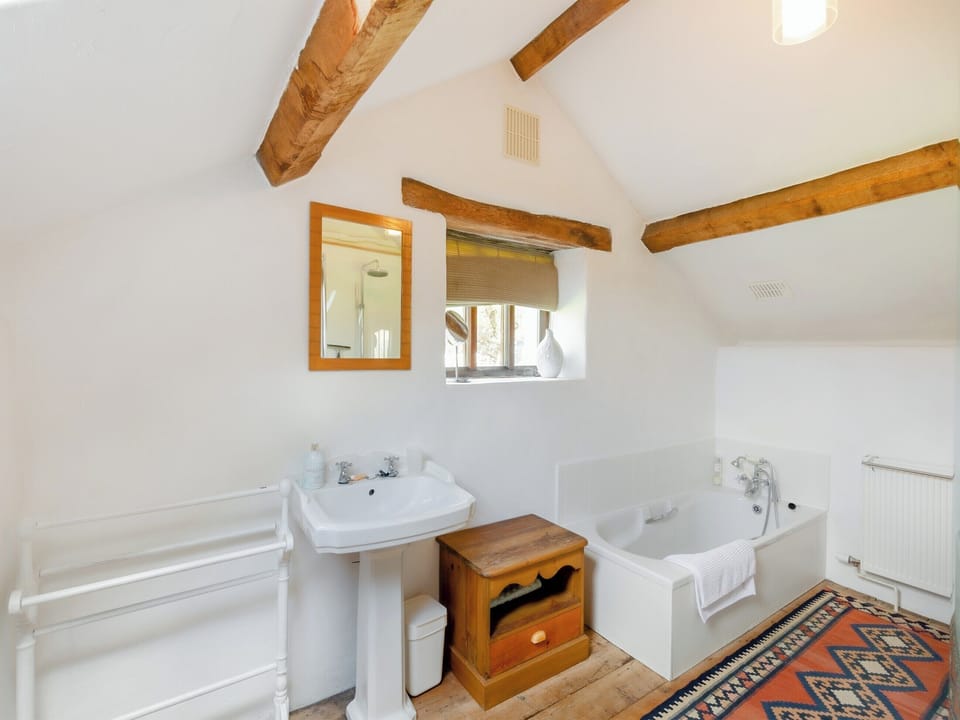 Bathroom | Thwaite Bridge House, Coniston