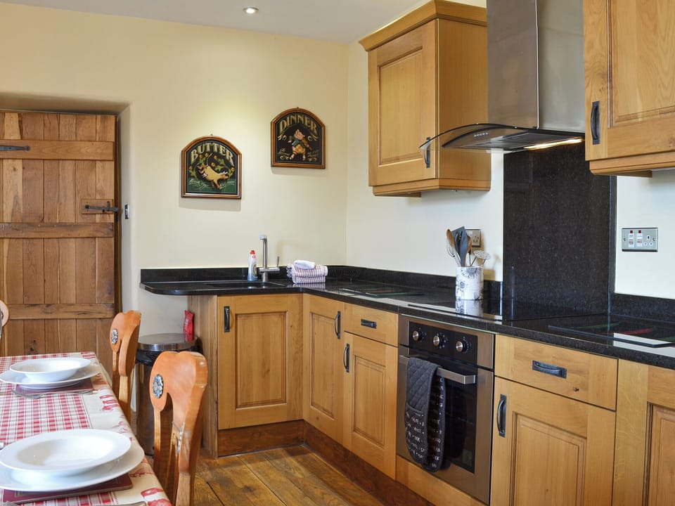 Kitchen | Bings Farm House - Bings Farm, Whaley Bridge near Buxton