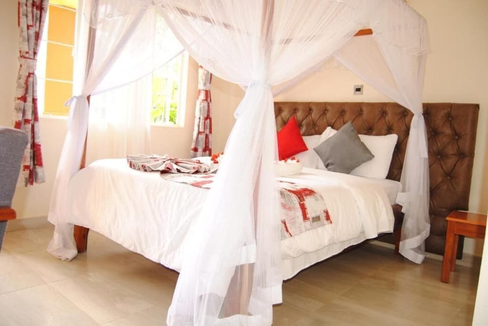 Deluxe Single Room | WiFi (free), bed sheets