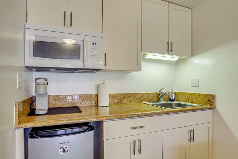 Kitchenette