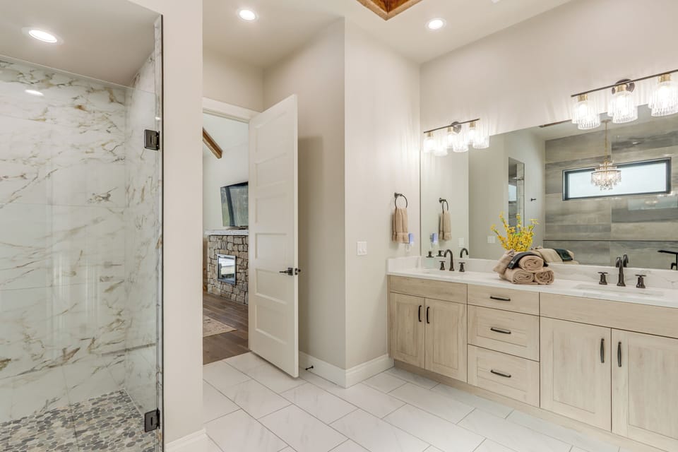 En-Suite Bathroom | Shower | 1st Floor