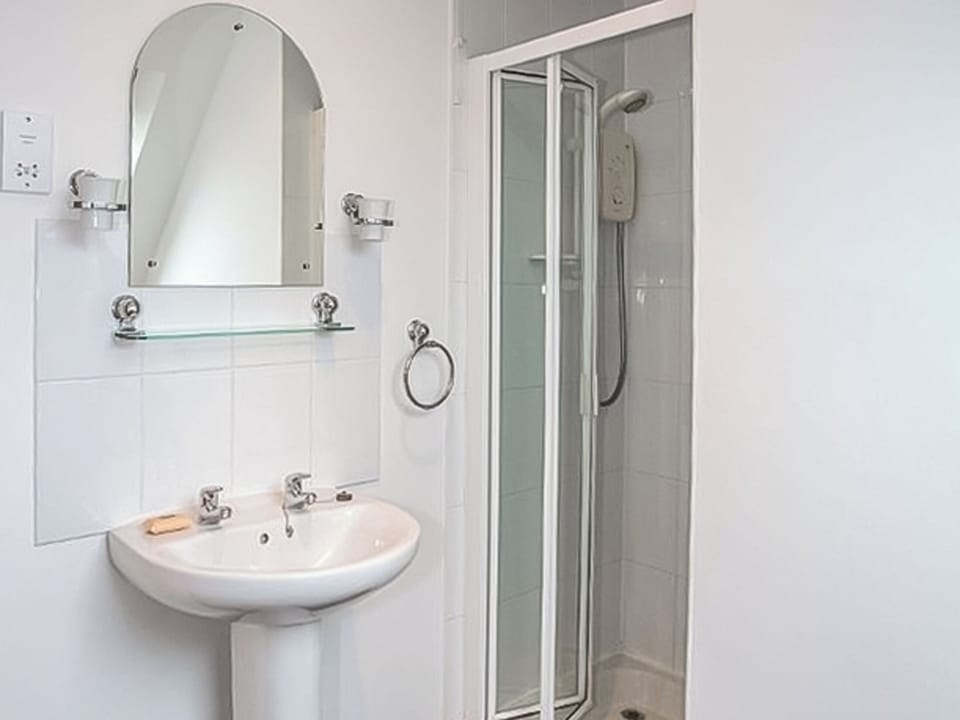 Bathroom | Tanglewood, Isle of Arran
