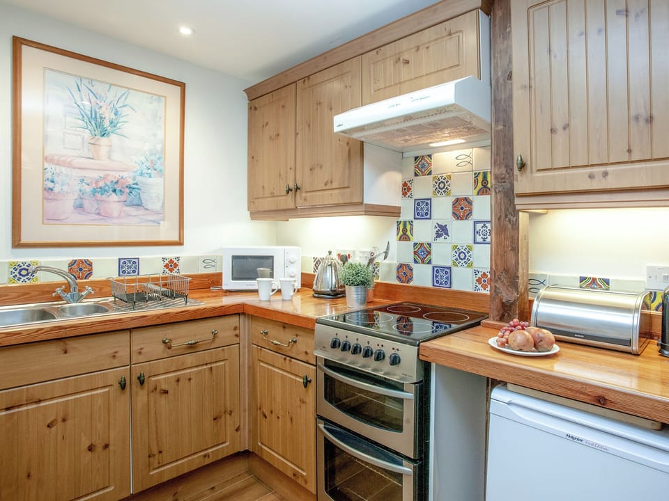 Kitchen | Mill Leat - Tuckenhay Mill, Bow Creek, between Dartmouth and Totnes
