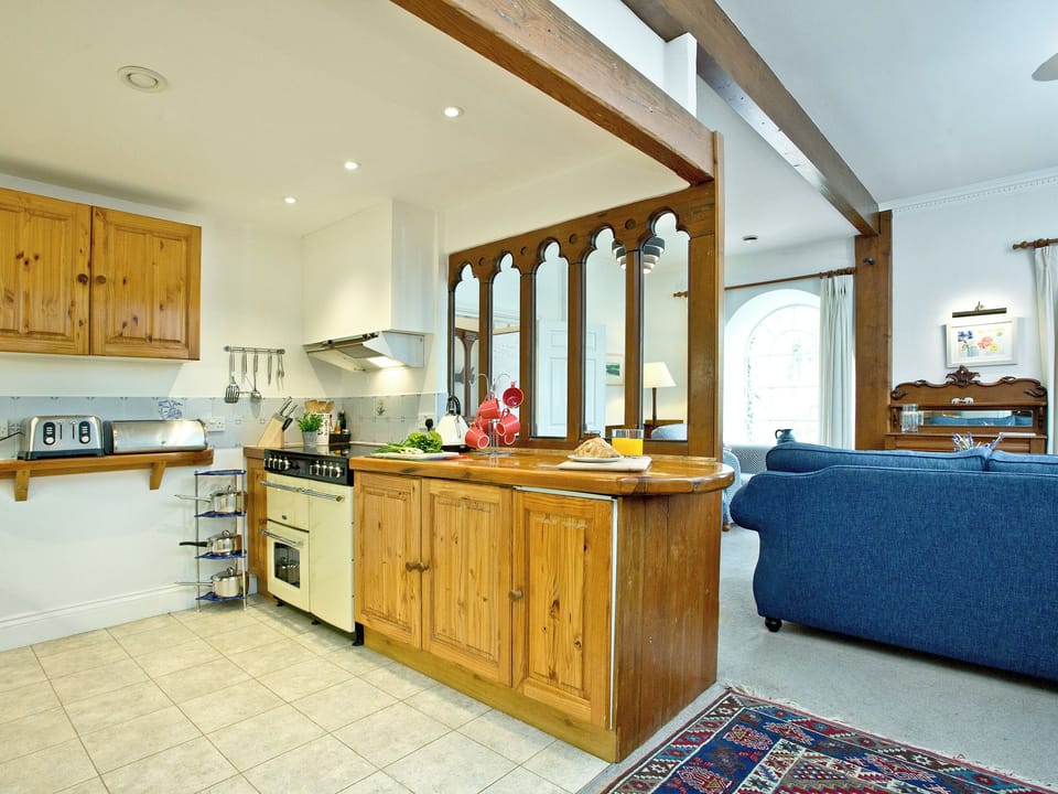 Fitted kitchen area | Papermaker&rsquo;s Cottage - Tuckenhay Mill, Bow Creek, between Dartmouth and Totnes