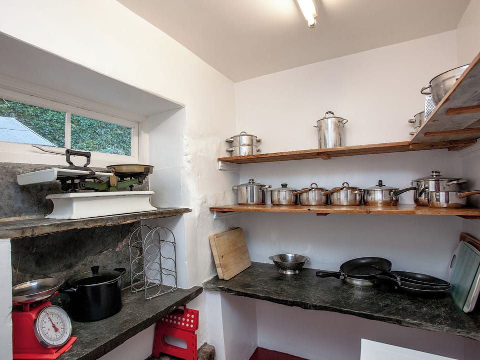 Pantry | Tuckenhay Mill House - Tuckenhay Mill, Bow Creek, between Dartmouth and Totnes