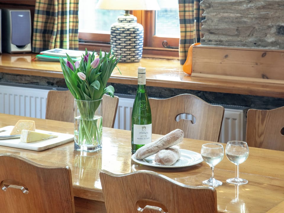 Dining Area | Edgecombe Barn - Tuckenhay Mill, Bow Creek, between Dartmouth and Totnes