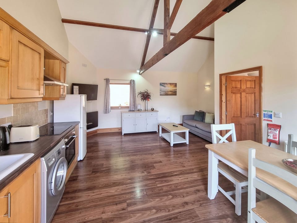 Kitchen/diner | Westfield Courtyard - Westfield Country Park, Fitling, near Burton Pidsea