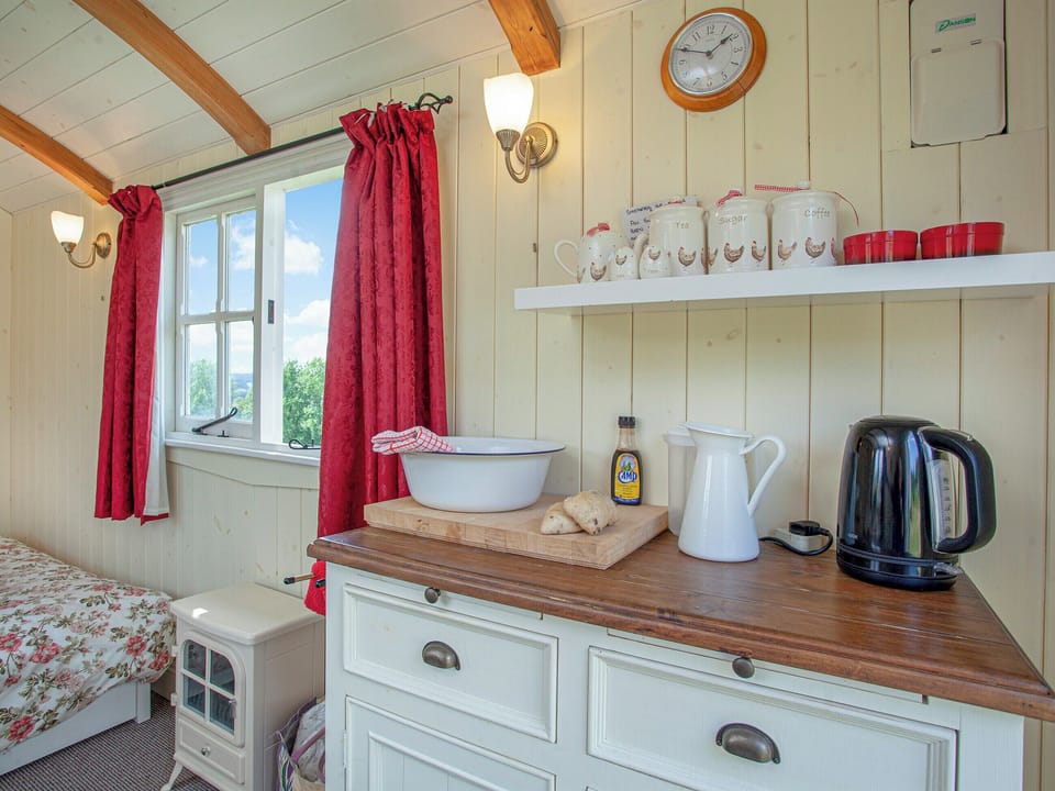 Living area | Shepherd&rsquo;s Hut - East Hill Pride Farm, Harpford, near Sidmouth
