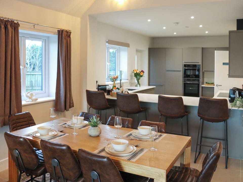 Kitchen/diner | Waystone - Lion Rock Cottages, Haverfordwest