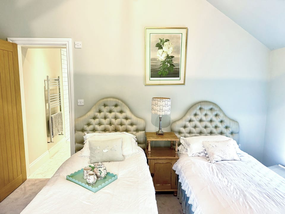 Twin bedroom | Kirklington Retreats- Coach House Cottage - Kirklington Retreats, Kirklington, near Bedale