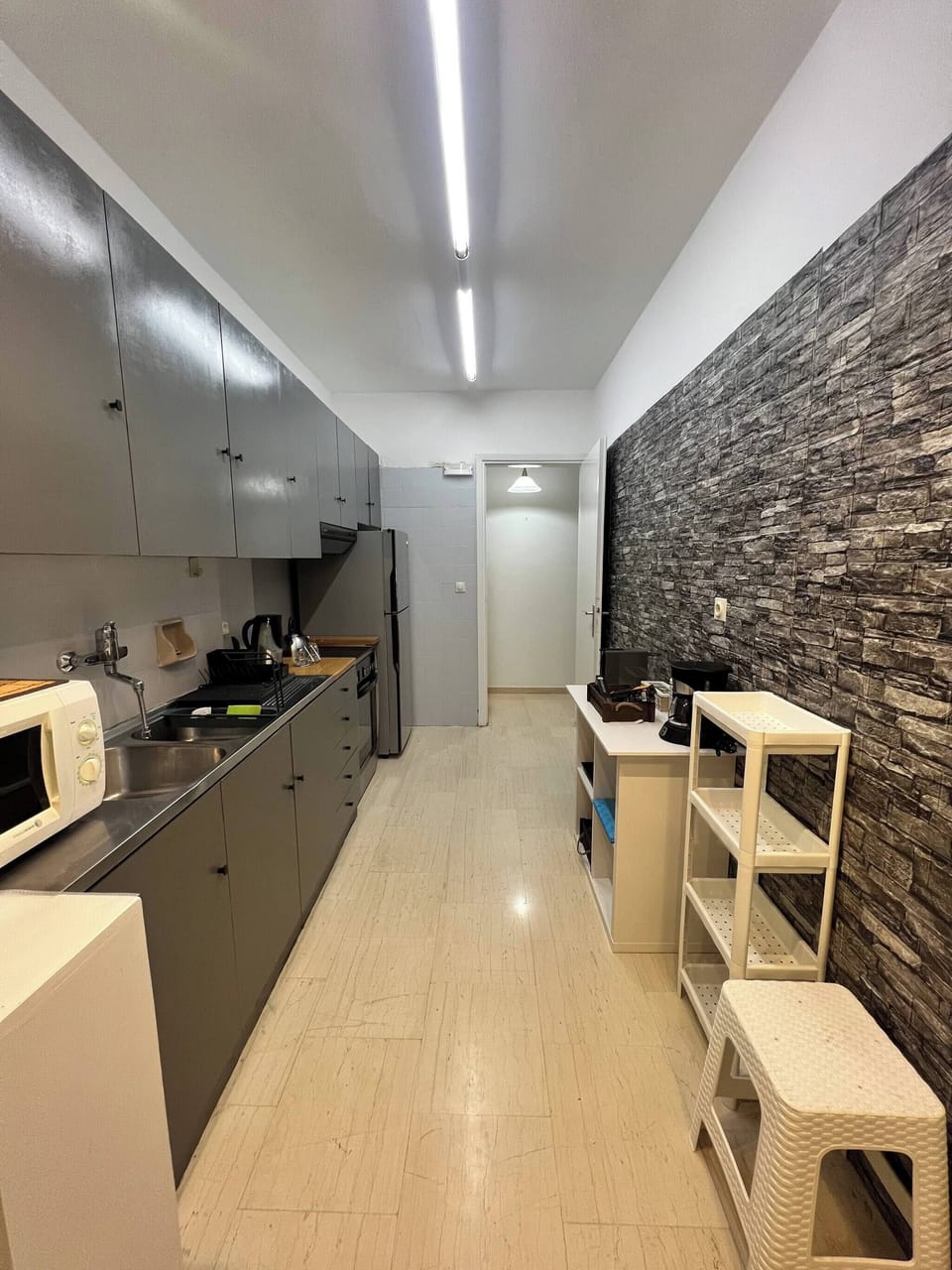 Apartment, 3 Bedrooms, Balcony, Mountain View | Interior