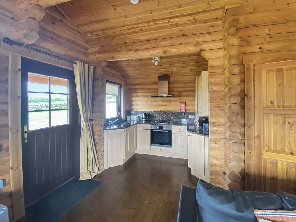 Kitchen area | Oakpool - Park House Lodge, Hexham