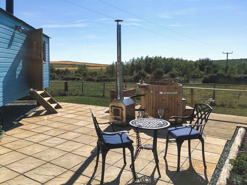 Terrace | Bea&rsquo;s Shepherds Hut - Bea&rsquo;s Retreats, Llanfaethlu Nr Church Bay