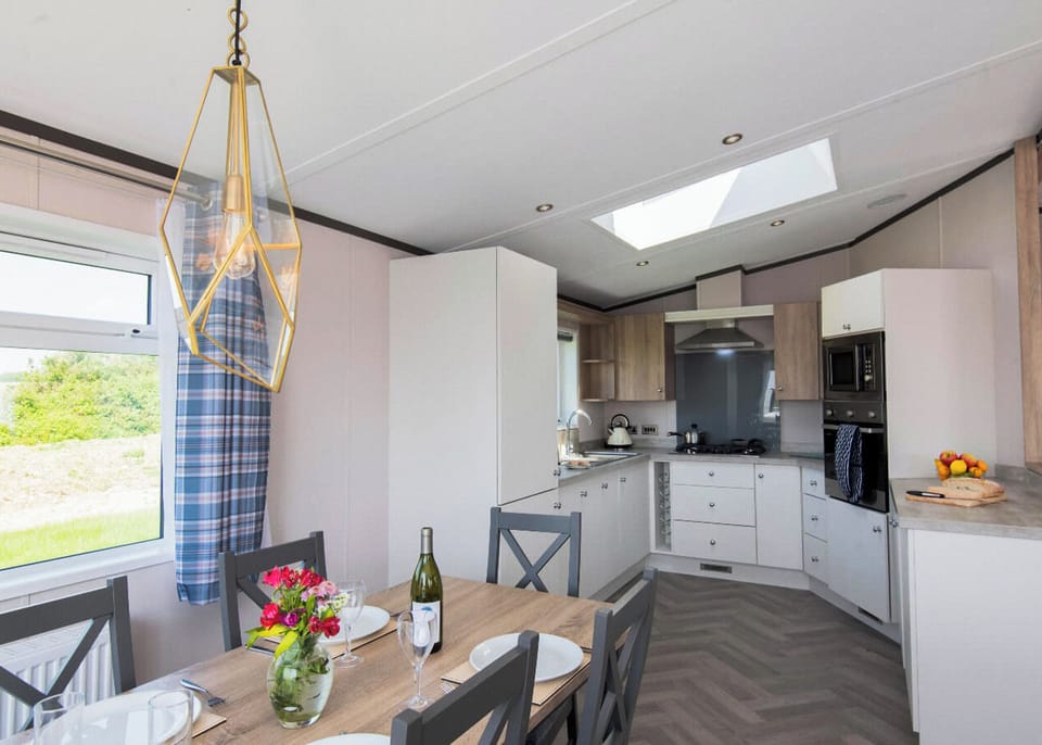 kitchen-diner