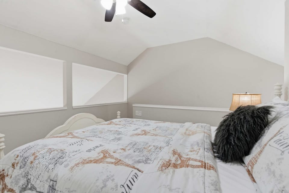 Condo, Multiple Beds, Patio, Garden View (Fall Creek Farmhouse) | 2 bedrooms, individually decorated, individually furnished