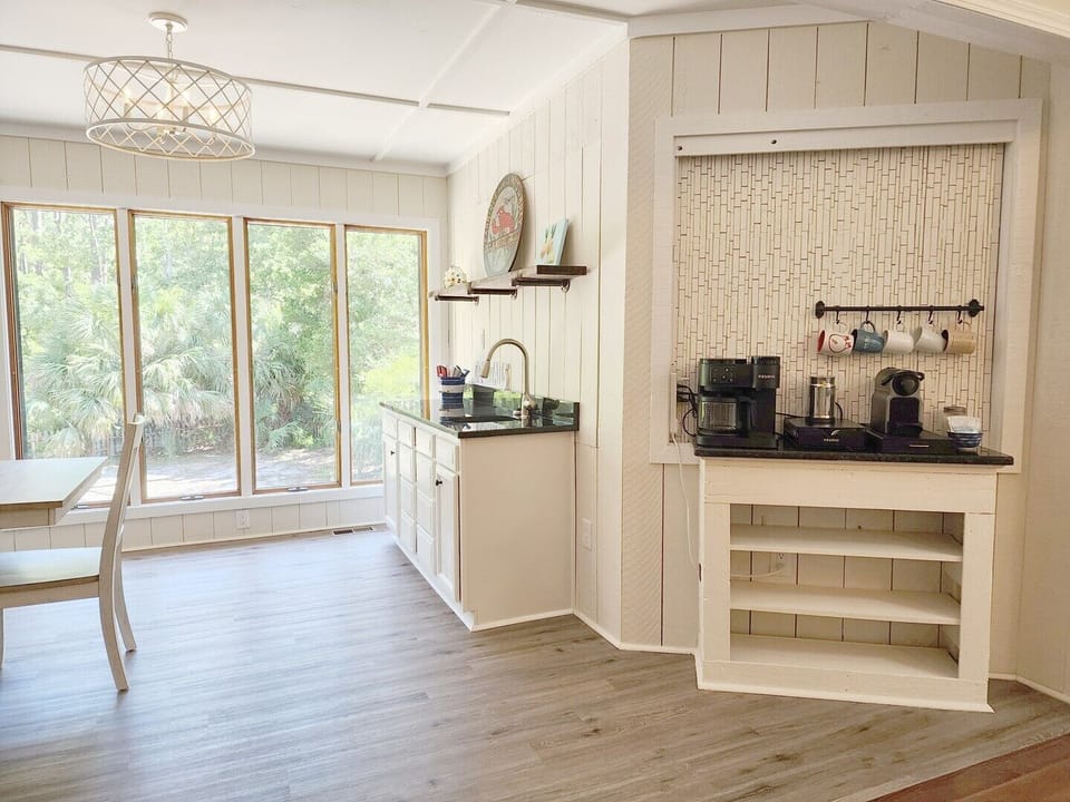 Wet Bar & Coffee Bar