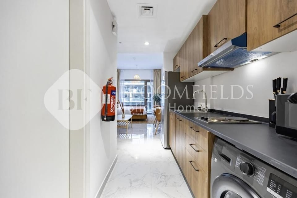 Apartment, Balcony | Private kitchen | Electric kettle, toaster