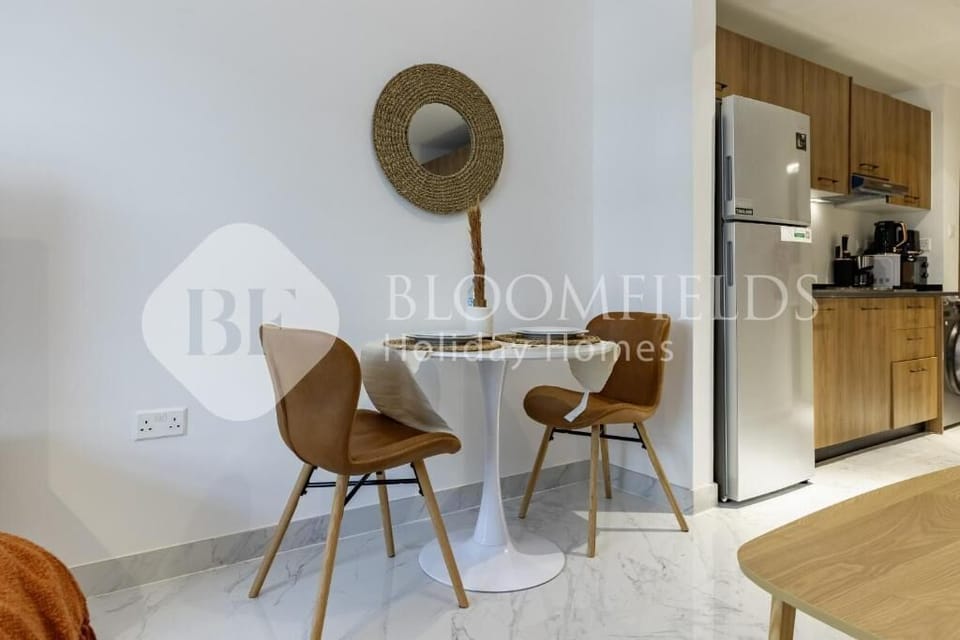 Apartment, Balcony | Dining
