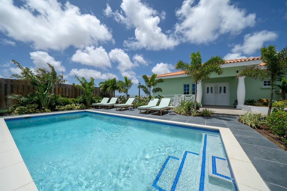 House | 3 bedrooms, high-speed internet