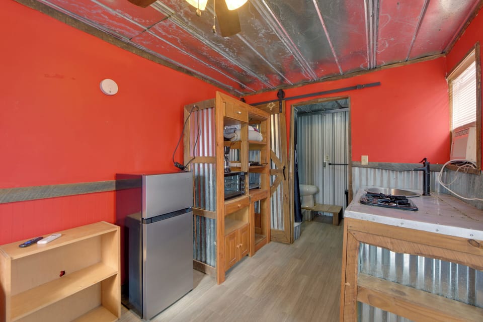 Apartment (0 Bedroom) | Interior