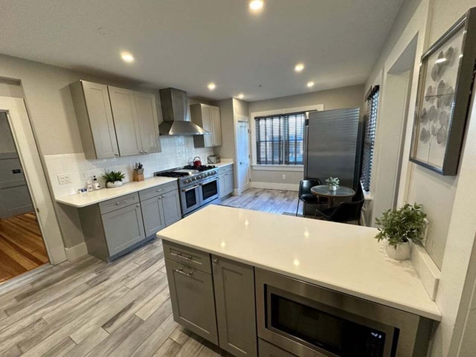 House, 1 Bedroom | Private kitchen | Fridge, oven