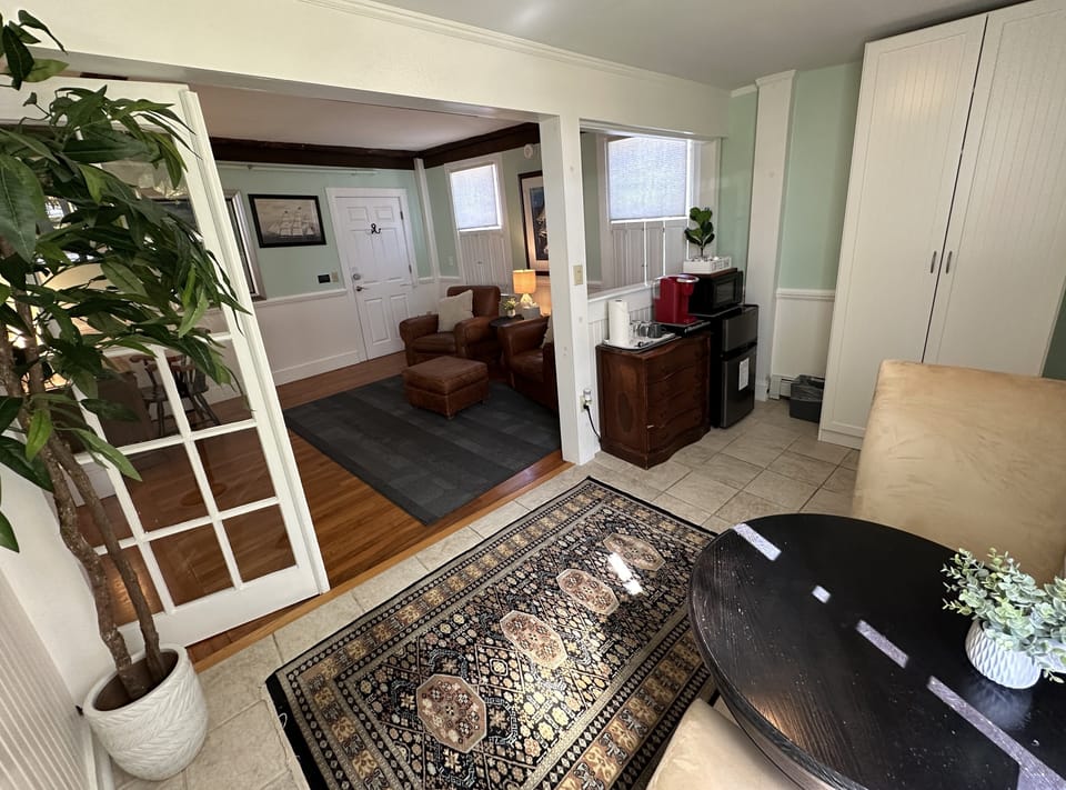 House, 1 Bedroom | Living area | Smart TV