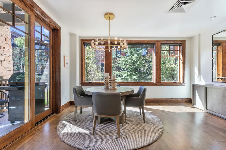 Condo, 3 Bedrooms | Dining